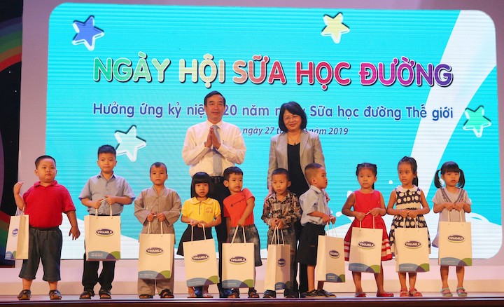 Tưng[-]bừng[-]ngày[-]Hội[-]sữa[-]học[-]đường[-]Đà[-]Nẵng